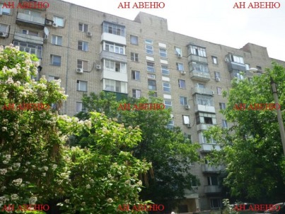 Трехкомнатная квартира 64 кв.м. в Советском районе, ЗЖМ, ул. Малиновского / пр. Стачки