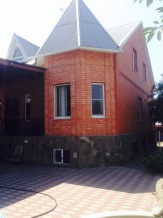 Продам Кирпичный Дом S - 420 кв.м. на 2 -м поселке Орджоникидзе